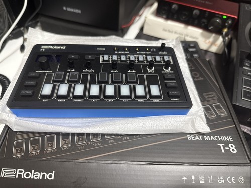 Vendo roland aira - roland, t-8