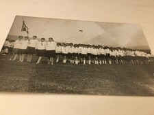 CARTOLINA DI RAGAZZE IN UNIFORME EPOCA FASCISTA FORSE (1936).