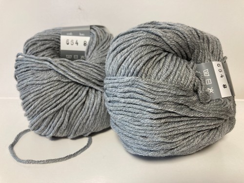 Lot pelotes de - de, laine
