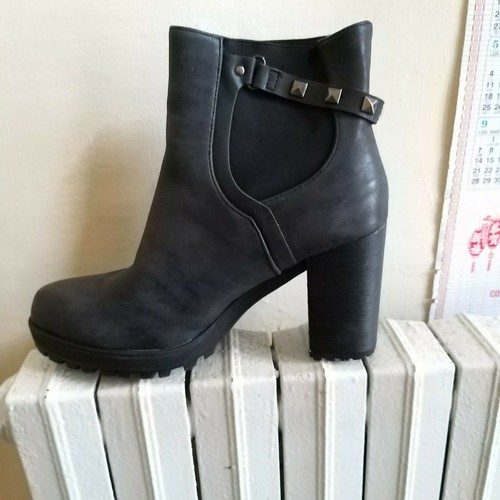 Stivaletto grigio con fibietta - stivaletto,