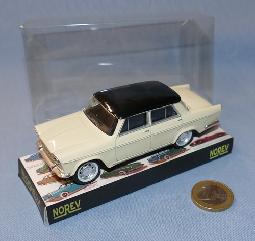 Norev fiat 2300 - fiat,