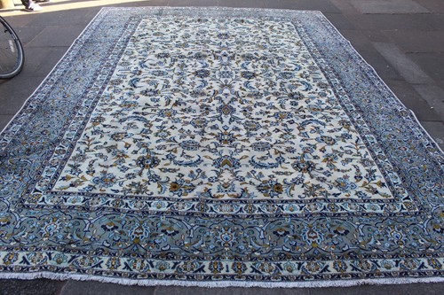 Tappeto grande vintage - fatto, a