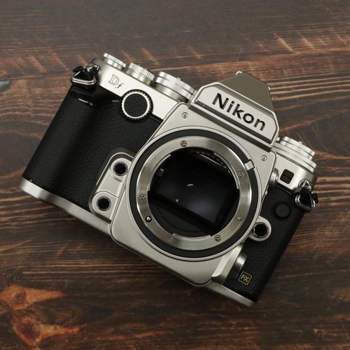 Nikon silver digital - digital, slr