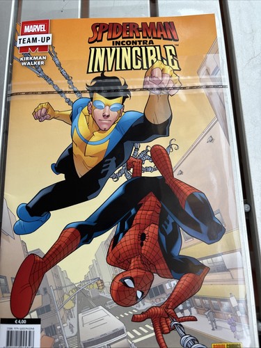 Spider man incontra invincible - spider,