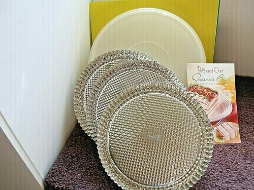 Tupperware torta taker - 12",