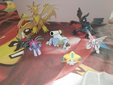 Pokemon Moncolle 7 Figures Lot