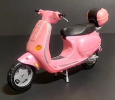 Mattel Barbie Rosa 2002 Vespa