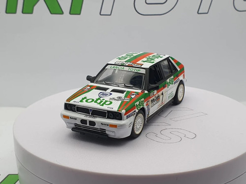 Lancia delta 4wd newsstand - hf,