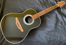chitarra acustica elettrica