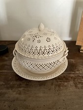 Zuppiera Leeds Pottery Creamware Circa 1775 Chestnut Basket 
