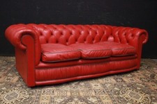 Divano / Sofa / originale Chesterfield / Chester inglese / 3 posti pelle rosso