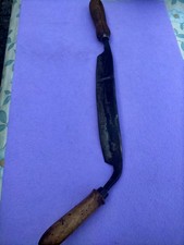 COLTELLO A PETTO A DUE MANICI