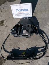 FRENO A MANO STAZIONAMENTO