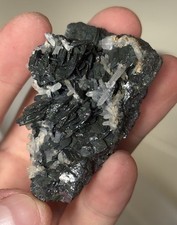 Minerali ** Quarzo su Ematite