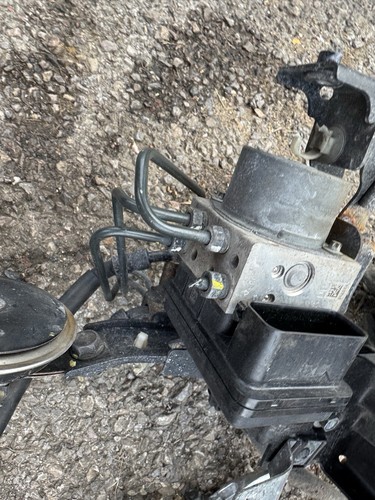 Honda sh125i abs brakes - honda,
