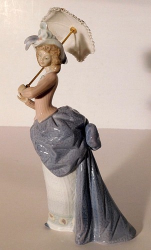 Statuina lladro promenade dama - promenade,