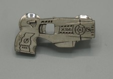 Spilla spilla taser camicia