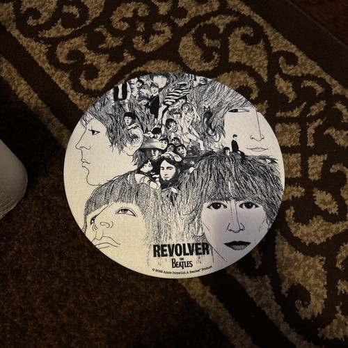 The beatles revolver slip mat - the,