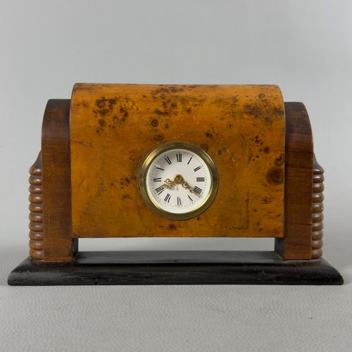 Antico orologio meccanico - antico,