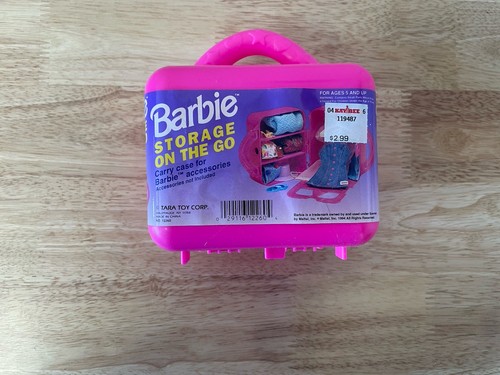 Barbie the custodia - on,