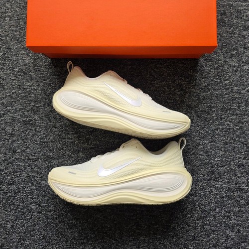 Nike vomero plus - vomero, sail