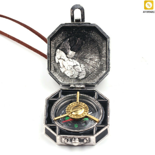 Collana girocollo con ciondolo