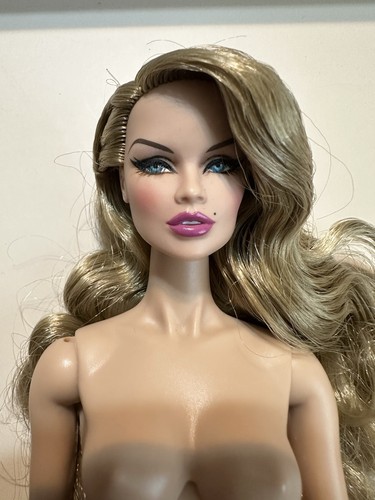 Ooak refinement vanessa perrin - ooak,
