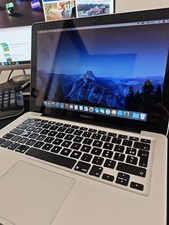 Apple MacBook Pro 13 2010 –