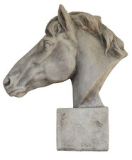 Testa di cavallo statuetta