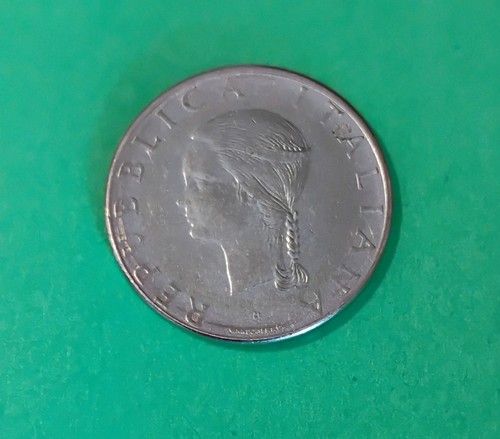 1979 italian 100 lire - 1979, in