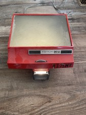 Proiettore sopraelevato rosso