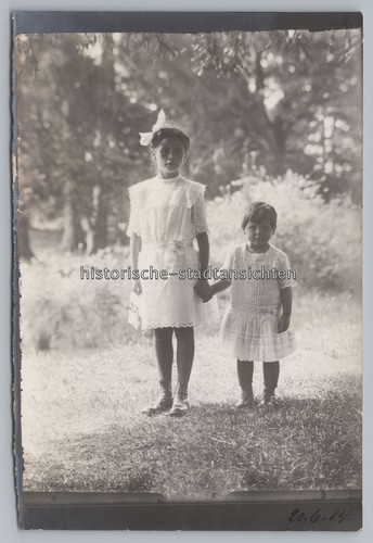 Ragazze 1914 vecchia foto - 2,