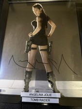 Angelia Jolie (Lara Croft Tomb