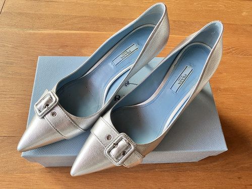 Prada décolleté stiletto