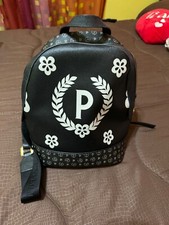 Zaiino donna Pollini ottime condizioni,unico difetto,risolvibile,come da foto.