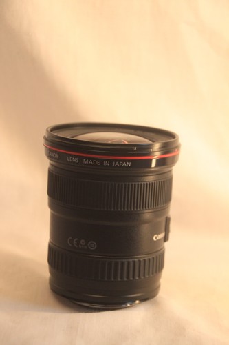 Canon f 4 - 17-40, f/4.0