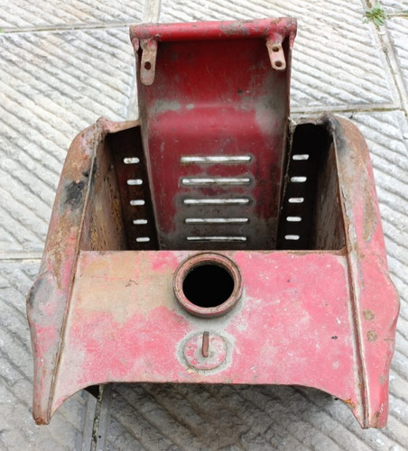 Serbatoio olio carburante per