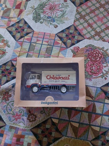 Agostini vintage truck - de,