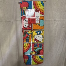 Coperta trapuntata completa Hello Kitty / Queen rosso gelato / arcobaleno / pattini