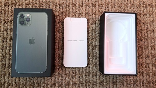 Apple iphone pro - apple, 11