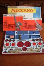 ANCIENNE BOITE MECCANO