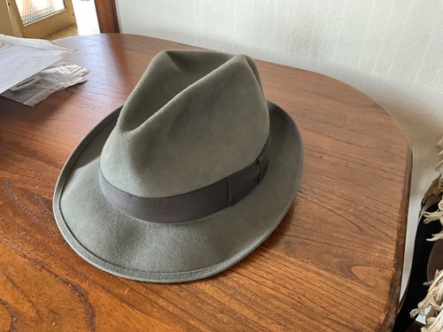 Cappello feltro linea - cappello, gusta