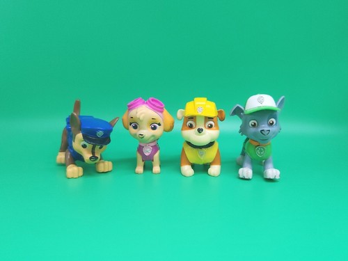 Lotto minifigure giocattolo