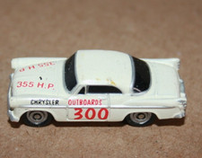 Micro Machines Chrysler 300 355 HP auto d'epoca stock buone condizioni
