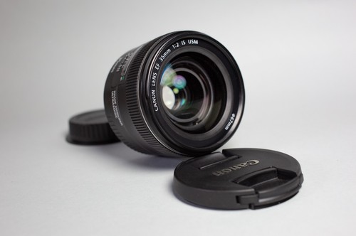 Canon 35mm is usm - 35mm, f/2