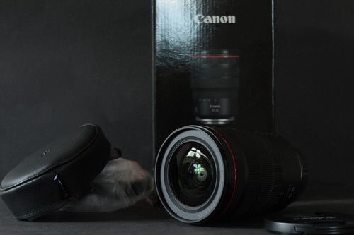 Canon 35mm 8 - f/2.8, is