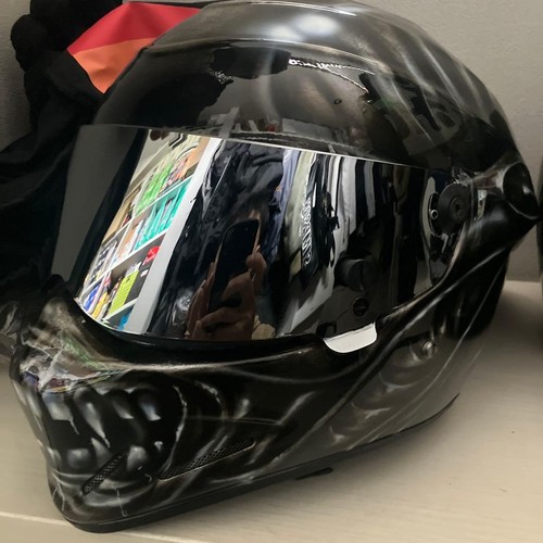 Casco integrale design teschio