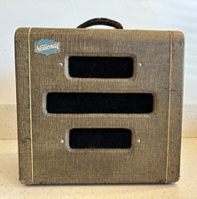 AMPLIFICATORE CHITARRA 51