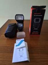 Flash Neewer speedlight NW 565EX 