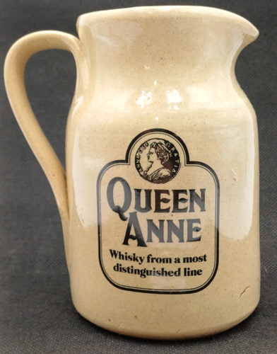 Queen anne whisky - queen, caraffa